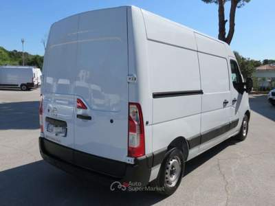 Nissan Interstar 35 2.3 dCi 135CV PM-TM Acenta Furgone Bianco usata Tolentino