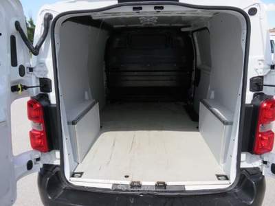 Fiat Scudo 1.5 BlueHDi 120 CV PL-TN Furgone Bianco usata Tolentino
