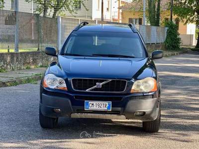 Volvo XC90 VOLVO XC 90 Blu/Azzurro usata Lesmo