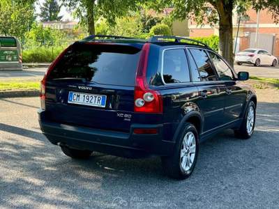 Volvo XC90 VOLVO XC 90 Blu/Azzurro usata Lesmo