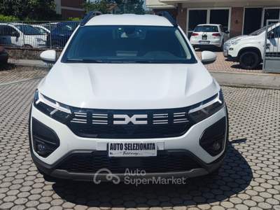Dacia Jogger 100 CV 7 posti Extreme Up Bianco usata Pieve a Nievole