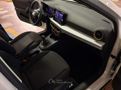 Seat Arona Arona 1.0 ecotsi Reference 95cv Neopatentati...!!!! Bianco usata Milano