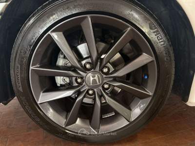 Honda Civic Civic X5p 5p 1.0 t Executive Sport Line my20 Bianco usata Milano