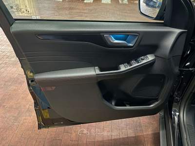 Ford Kuga Kuga III  2.5 full hybrid ST-Line X awd 190cv cvt Nero usata Milano