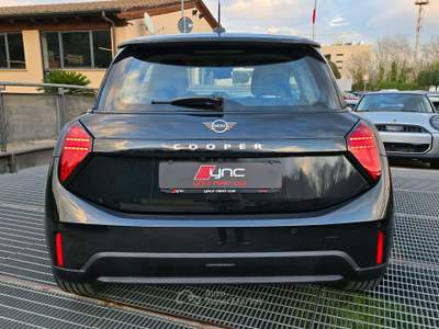 MINI Cooper ESSENTIAL TRIM PACK XS LED GARANZIA MINI UFF.L Nero usata Roma