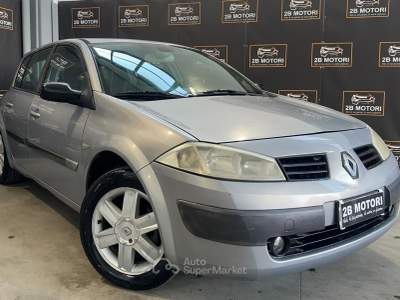 Renault Mégane Megane Mégane 1.5 dCi/100CV 5 porte Confort Dynamique Grigio usata Valsamoggia