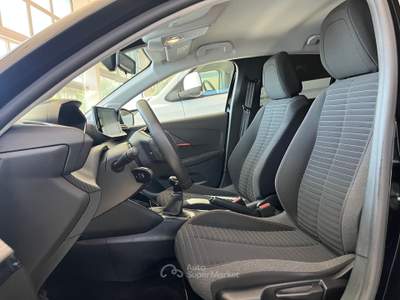 Peugeot 208 1.2 Puretech 75 cv - OK NEOPATENTATI Nero usata Guamo-Capannori