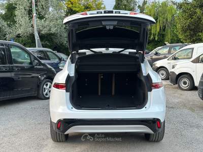 Jaguar F-Pace AUTOCARRO 5 POSTI 2.0d i4 mhev SE awd 163cv auto Bianco usata Altedo