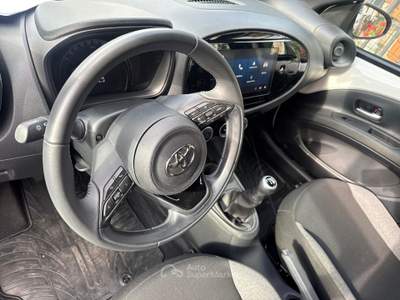 Toyota Aygo X 1.0 VVT-i 72 CV 5 porte Trend Bianco usata CURTI