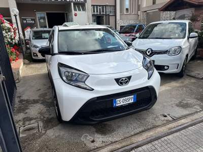 Toyota Aygo X 1.0 VVT-i 72 CV 5 porte Trend Bianco usata CURTI