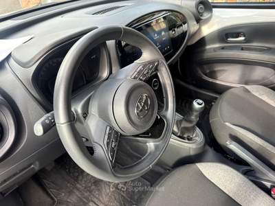 Toyota Aygo X 1.0 VVT-i 72 CV 5 porte Trend Bianco usata CURTI