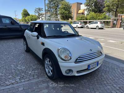 MINI Cooper Mini Chili 120cv Bianco usata Ferrara