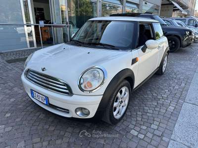 MINI Cooper Mini Chili 120cv Bianco usata Ferrara