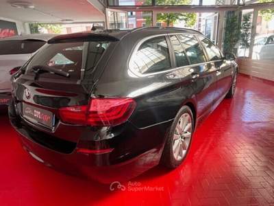 BMW Serie 5 520d 520 D 184 CV TOURING LUXURY PELLE TOTALE AUTOMATICO NAVI CERCHI SEDILI ANT. A REGOLAZIONE ELETTRICA Nero usata Pesaro