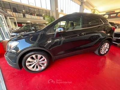 Opel Mokka GPL 140 CV COSMO PELLE TESSUTO NAVIGATORE CERCHI TELECAMERA POSTERIORE KM CERTIFICATI Nero usata Pesaro