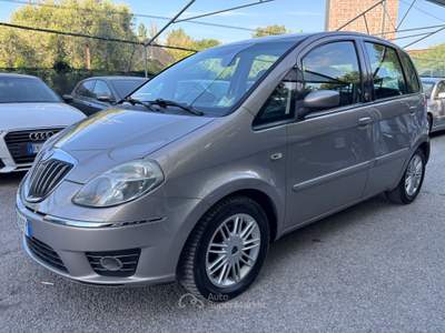 Lancia Musa Oro Ecochic GPL OK NEOPATENTATI Argento usata Bologna