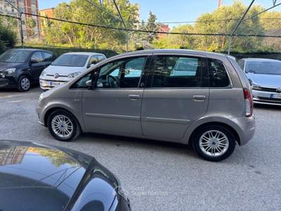 Lancia Musa Oro Ecochic GPL OK NEOPATENTATI Argento usata Bologna