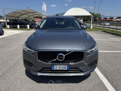 Volvo XC60 AWD (Diesel/Hybrid) Automatico Momentum Grigio usata Crocetta del Montello