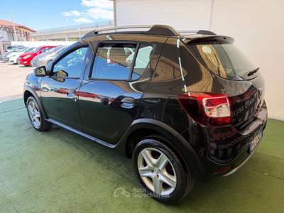 Dacia Sandero STEPWAY 1.5 DIESEL 90CV Nero usata Giugliano