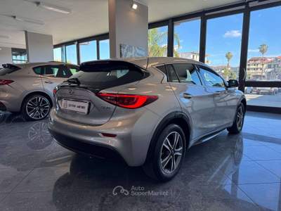 Infiniti Q30 1.5d 110cv Sport Edition Led Pdc Stupenda Grigio usata Giugliano in Campania