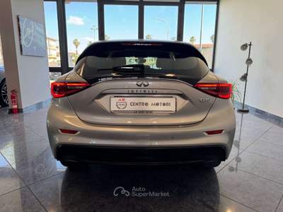 Infiniti Q30 1.5d 110cv Sport Edition Led Pdc Stupenda Grigio usata Giugliano in Campania