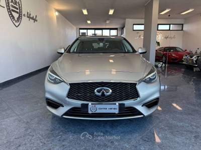 Infiniti Q30 1.5d 110cv Sport Edition Led Pdc Stupenda Grigio usata Giugliano in Campania