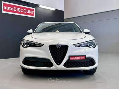 Alfa Romeo Stelvio Stelvio 2.2 Business rwd 160cv auto my19 *PREZZO PROMO* Bianco usata Settimo Torinese
