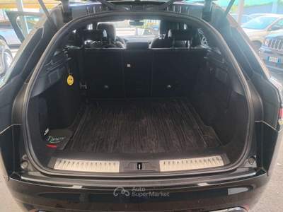 Land Rover Range Rover Velar Range Rover Velar 2017 2.0 si4 R-Dynamic HSE 250cv Nero usata Milano