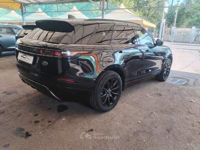Land Rover Range Rover Velar Range Rover Velar 2017 2.0 si4 R-Dynamic HSE 250cv Nero usata Milano