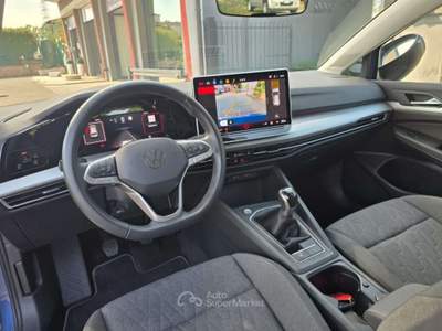 Volkswagen Golf 8.5 2.0 TDI 115CV MANUALE RetroCAMERA ACC LED Blu/Azzurro usata Rezzato
