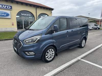 Ford Tourneo Custom Titanium Manuale Passo Corto 8 posti Grigio usata Crocetta del Montello