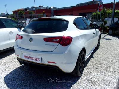 Alfa Romeo Giulietta TCT Veloce Carbon Edition Bianco usata Montecatini-Terme