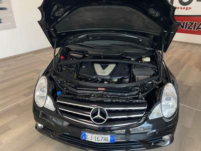 Mercedes-Benz Classe R Mercedes-Benz Classe R 350  R 350 CDI cat 4Matic Premium Nero usata Cassino