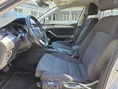 Volkswagen Passat 1.6 TDI SCR 120cv BMT DSG Business Grigio usata Torino