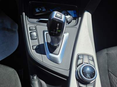 BMW Serie 3 318d 318 318d Touring Business Advantage aut. IVA ESPOSTA Nero usata Bussolengo