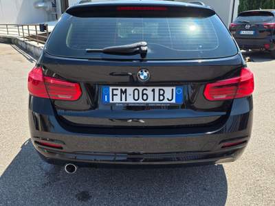 BMW Serie 3 318d 318 318d Touring Business Advantage aut. IVA ESPOSTA Nero usata Bussolengo
