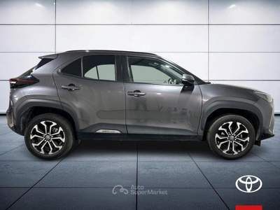 Toyota Yaris Cross 1.5 H Trend FWD E-CVT Grigio usata Brescia