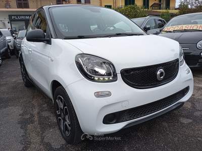 Smart ForFour 90CV Passion Aut. Bianco usata Giugliano in Campania