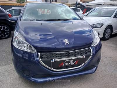 Peugeot 208 5P 1.2 VTi 82CV Active Blu/Azzurro usata Giugliano in Campania