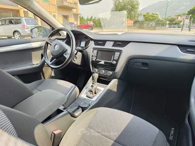 Skoda Octavia Wagon Executive G-Tec Grigio usata Serino