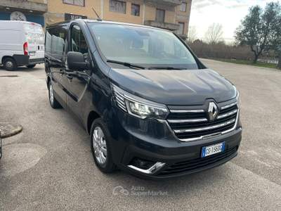 Renault Trafic BluedCi 110CV 9 POSTI Equilibre IVA INCLUSA Grigio usata Serino