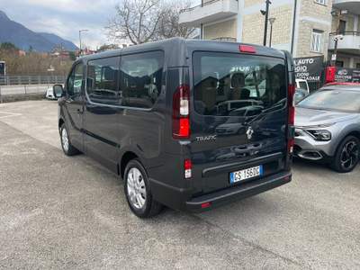 Renault Trafic BluedCi 110CV 9 POSTI Equilibre IVA INCLUSA Grigio usata Serino