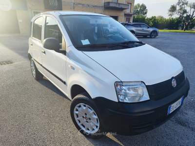 Fiat Panda DPF 4x4 Climbing Bianco usata Serino