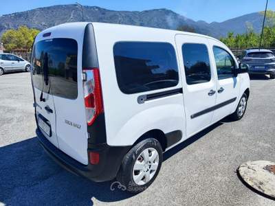 Renault Kangoo 5 porte Stop & Start Extrem N1 Bianco usata Serino