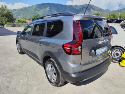 Dacia Jogger 100CV 7 posti Expression Grigio usata Serino