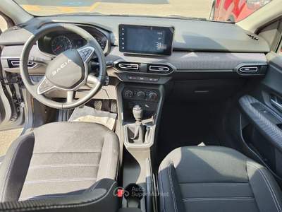 Dacia Jogger 100CV 7 posti Expression Grigio usata Serino