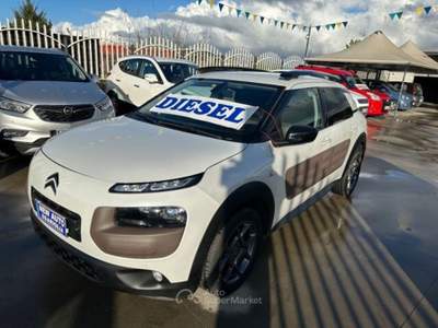 Citroen C4 Cactus BlueHDi 1.6 100 CV HDI EURO 6 Bianco usata Qualiano