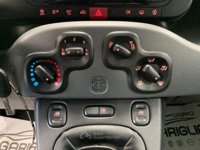 Fiat Panda Benzina Hybrid City Life Bianco usata Qualiano