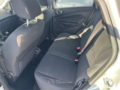 Ford Fiesta 5 porte Business Grigio usata Qualiano