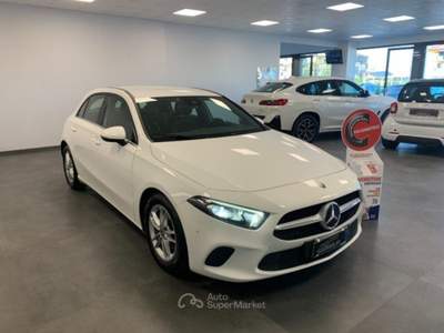 Mercedes-Benz Classe A A 180 d Automatico Sport + Full Led Bianco usata Qualiano